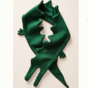 MERI MERI / ANTHROPOLOGIE Knitted Alligator Scarf - Green Organic Cotton